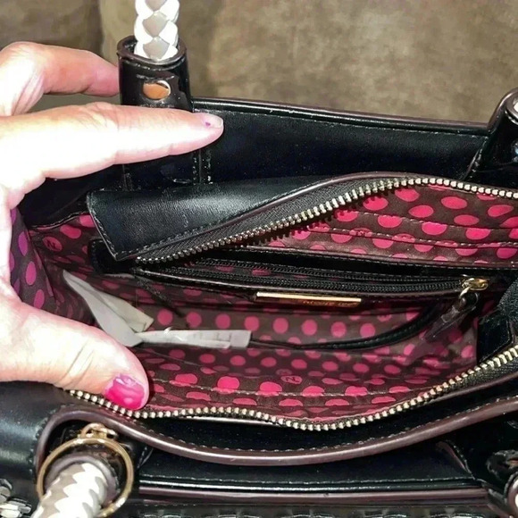 Nicole Lee USA Vintage Black Purse Handbag - Picture 3 of 6